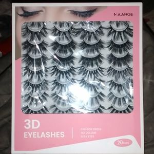 3D EYELASHES